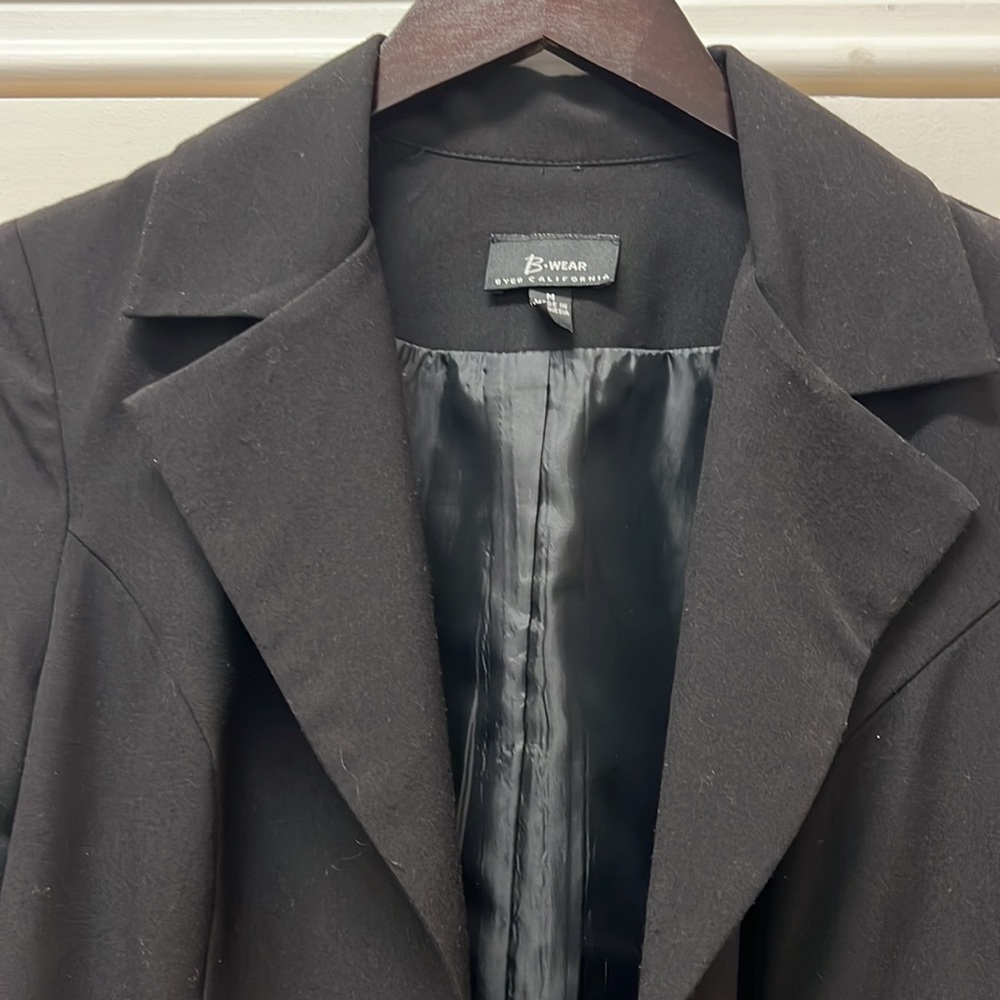 Black Button blazer - Picture 2 of 5